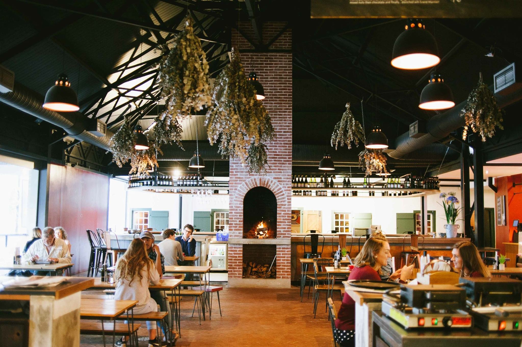 IMG_8988 Dining inside De Warenmarkt